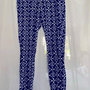 Old navy geometric pants with pockets
